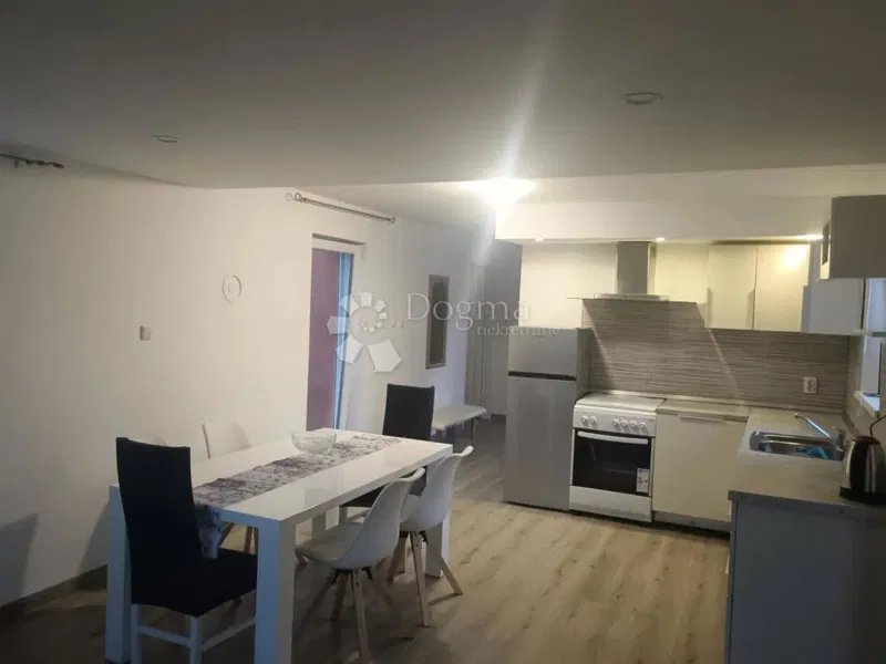 Flat Kastav, 100m2 – 2