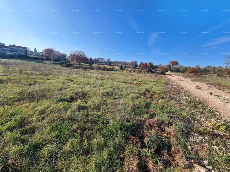 Construction Land Vintijan – 1,107 m² – 2