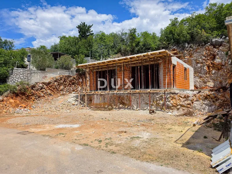 ISLAND OF KRK, OMIŠALJ - Apartment in a new building - EXCLUSIVE location 30m from the sea! – 3