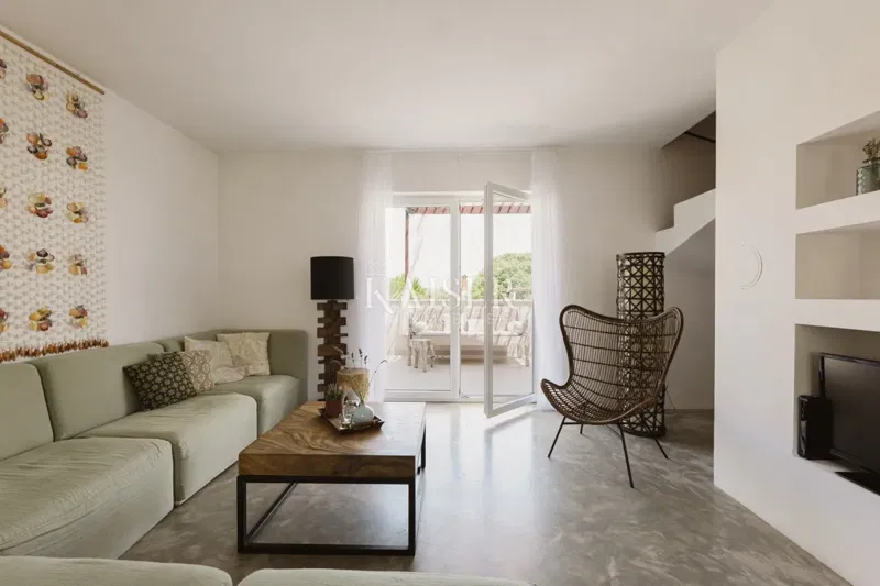 Isola di Lošinj, Nerezine, appartamento di 83 m² nel resort – 2