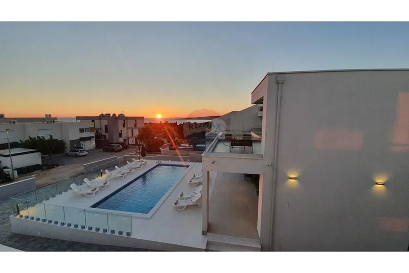 Jedinstvena villa u Novalji na otoku Pagu - BLIZINA MORA - BAZEN - PLAŽA BABE – 3