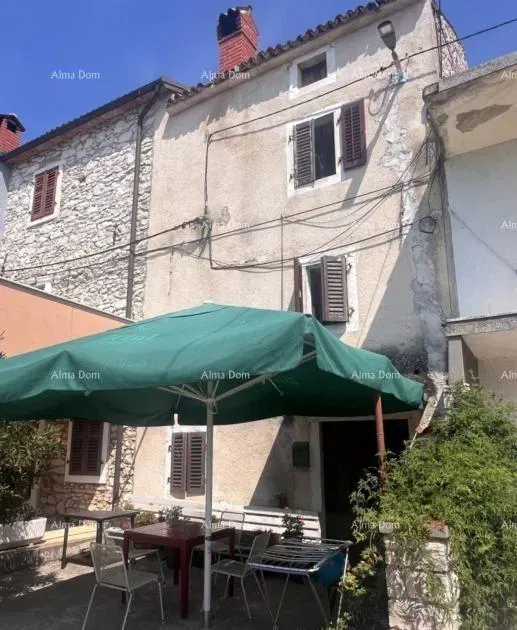 In vendita casa in pietra da ristrutturare – dintorni di Buje – 2