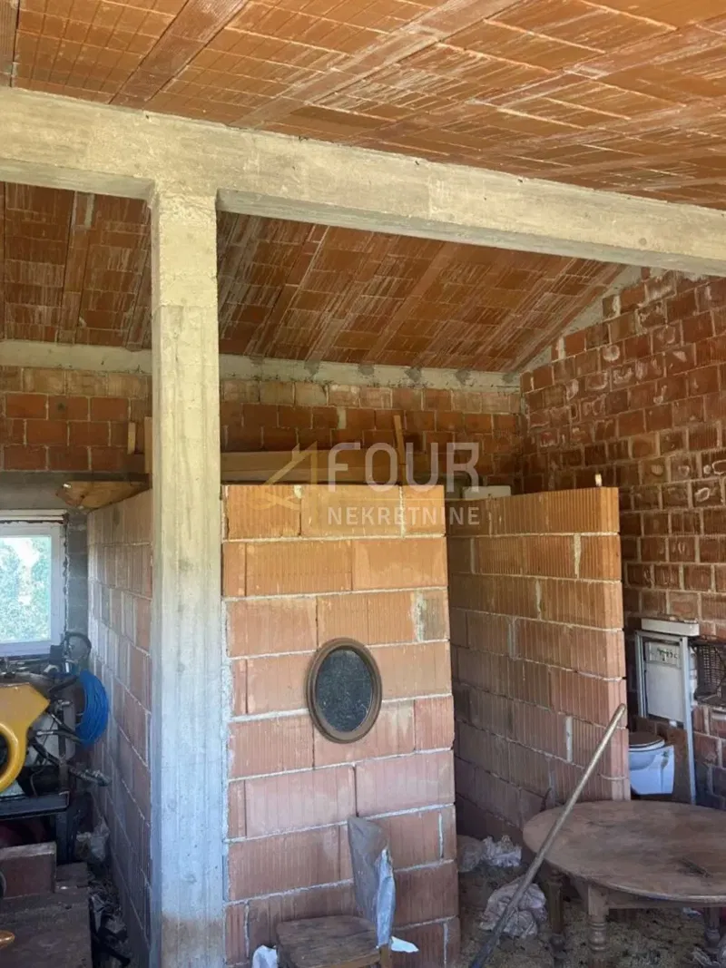 Istria, Marčana - surroundings, detached house 50m2 – 2
