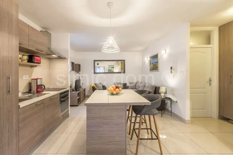 Two-bedroom apartment with terrace, Varos, Split – 3