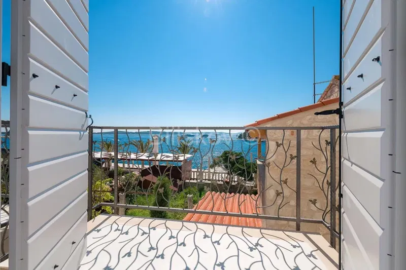 Dom Hvar – 2