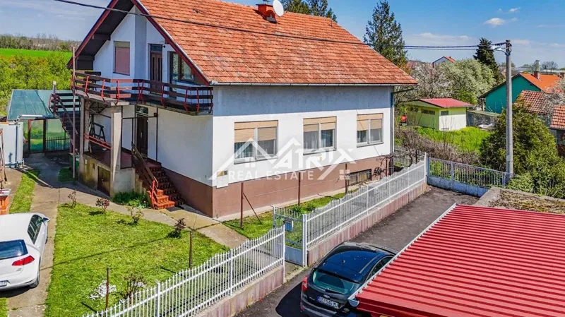 Vukovar, kuća s podrumom i 2 odvojena ulaza