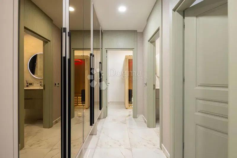 Дом Kaštel Sućurac, Kaštela, 25m2 – 2