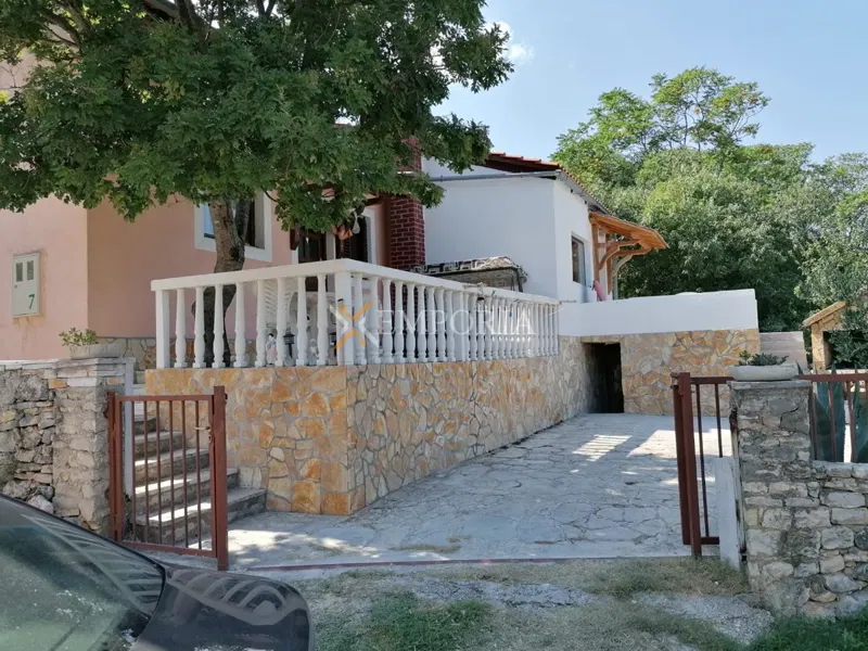Pridraga, kuća s 2 stana, pogled na more