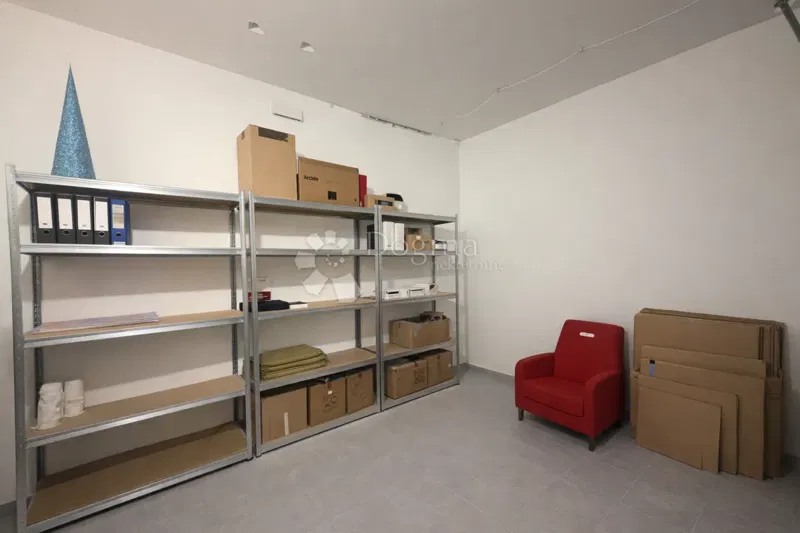 Business premise Kostrena, 240m2 – 3