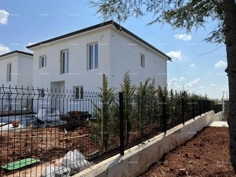 New house with a pool, modernly furnished. 7 km to the center of Poreč. – 3