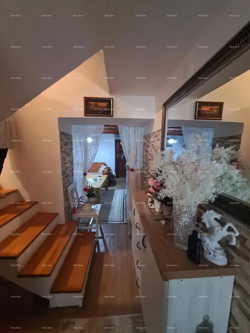 In vendita casa a schiera – Centro di Vodnjan – 2