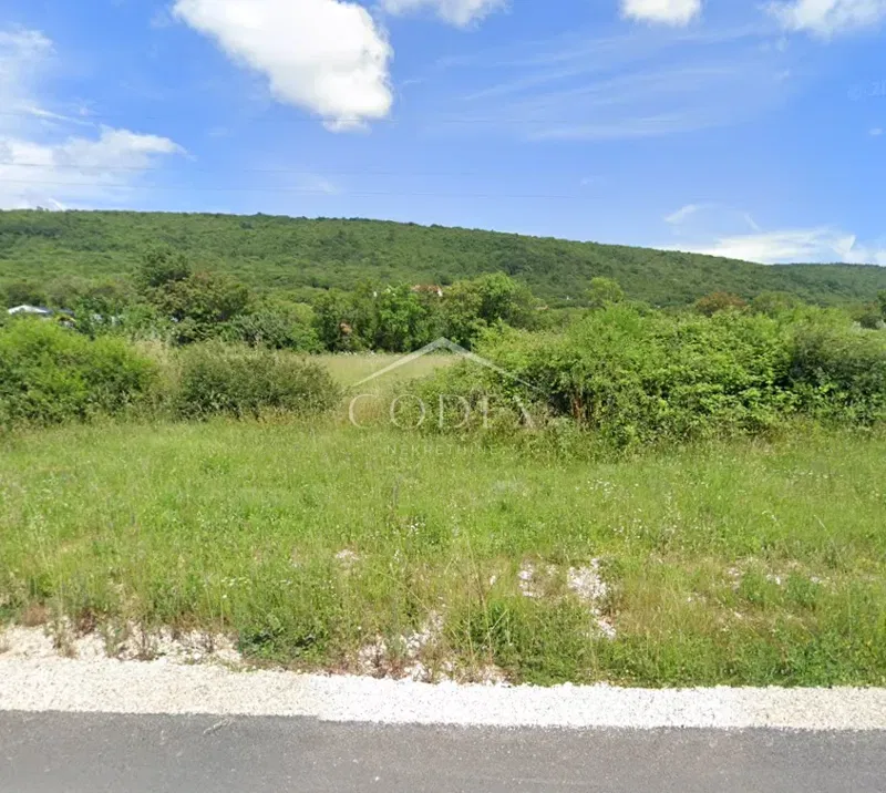 Brgod - prodaja građevinskog zemljišta na mirnoj lokaciji