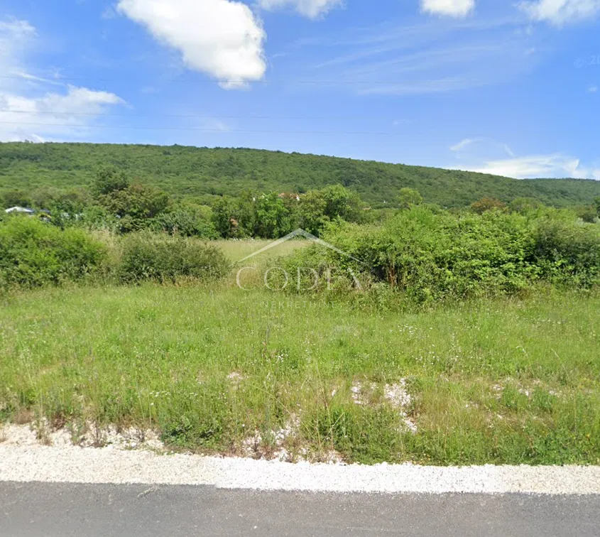 Brgod - prodaja građevinskog zemljišta na mirnoj lokaciji