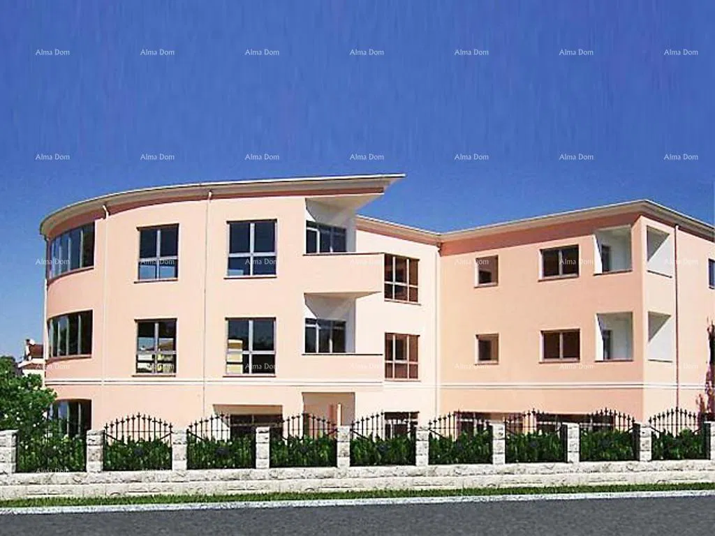Rovinj – Poslovna zgrada u gospodarskoj zoni, 1476 m² + zemljište 1683 m²