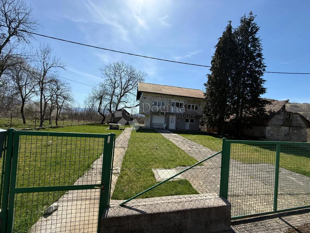 KVALITETNA KUĆA I ZEMLJA 40000M2 GORNJA PLOČA