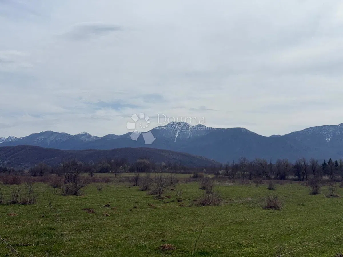 Építési telek Gornja Ploča, Lovinac, 117.000m2