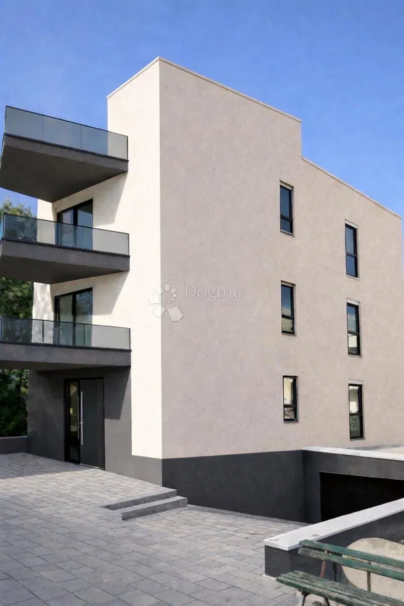 Lakás Strožanac, Podstrana, 71,42m2 – 2