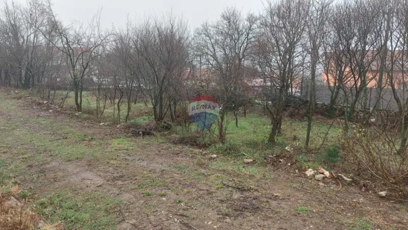 Viškovo - građevinsko zemljište, 1043 m2