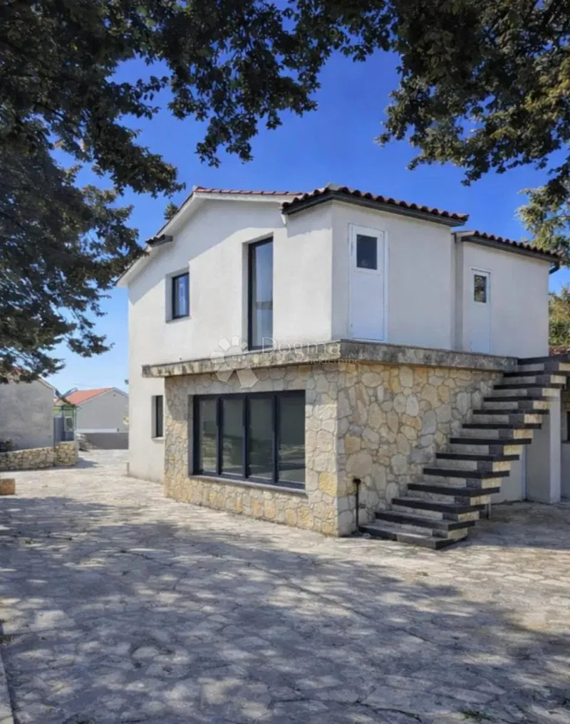 House Pag, 640m2 – 3