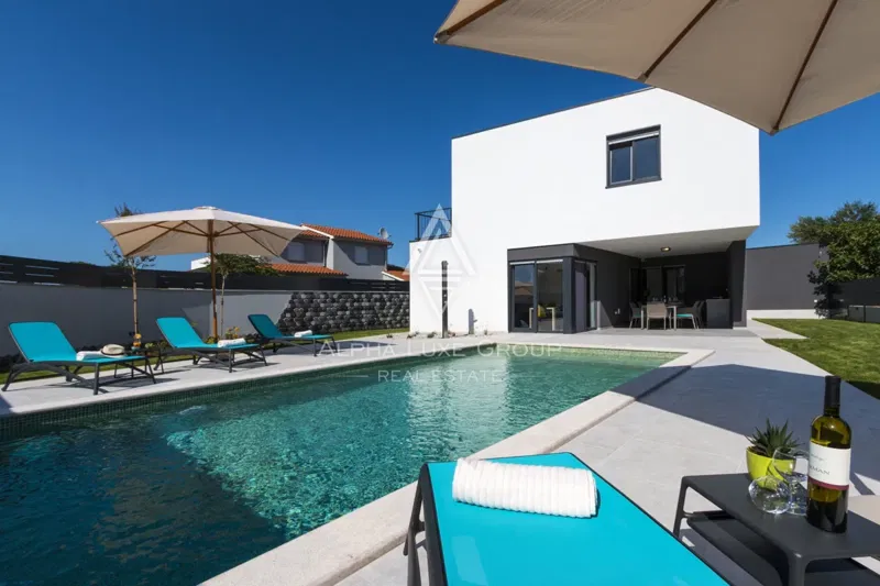 Istria, Pula: Villa moderna in zona tranquilla – 3