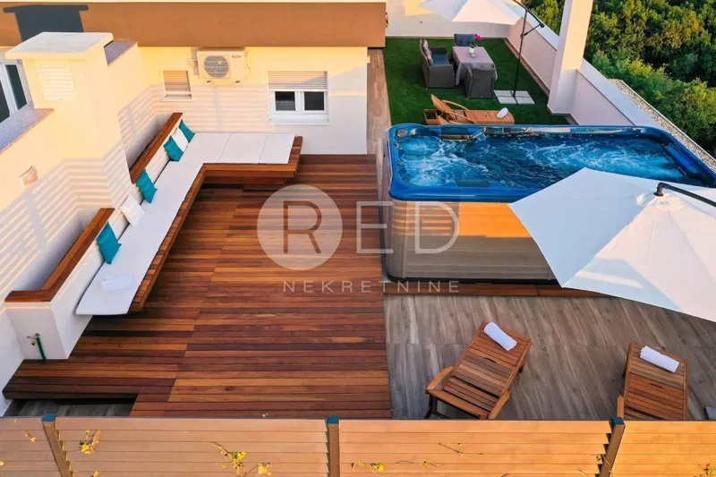 EKSKLUZIVAN PENTHOUSE S BAZENOM – PLOVANIJA, ZADAR – 3