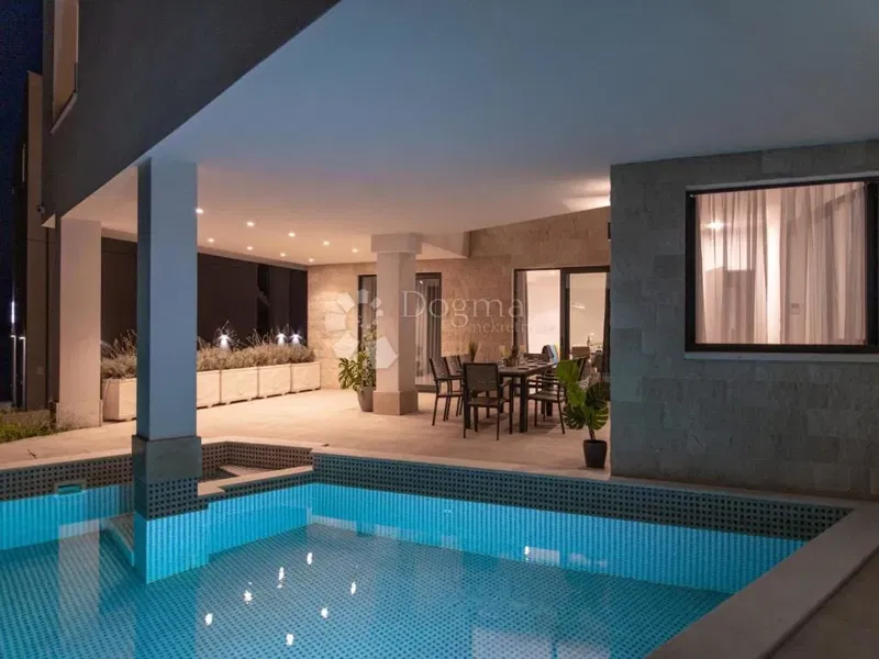 House Čiovo, Trogir, 390,93m2 – 2