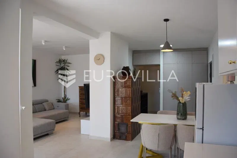 Zadar, Brodarica, newly renovated two-bedroom apartment in an excellent location – 3