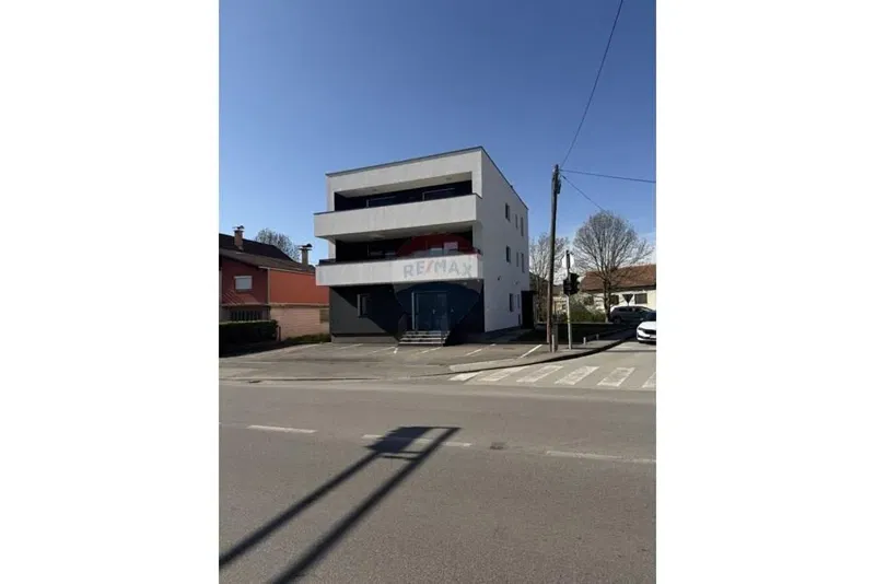 NOVOGRADNJA 2800 EUR NETTO M2 STAMBENO-POSLOVNI, TOP LOKACIJA 160 m2 (prodaja)