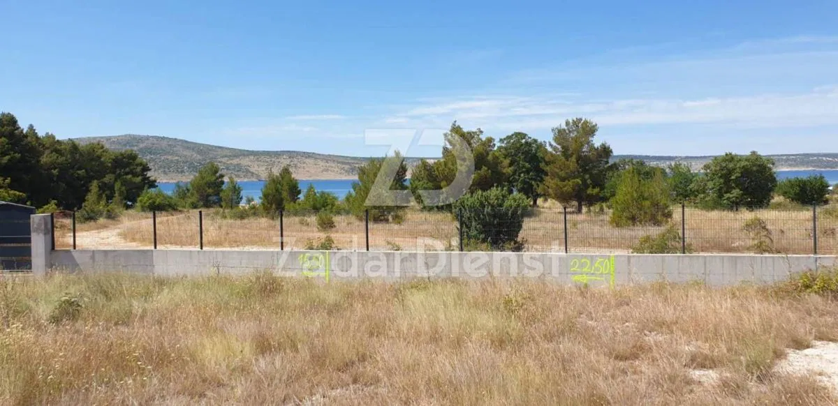 Građevinsko zemljište sa pogledom na more - Starigrad