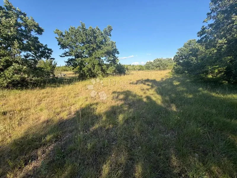 Земля под застройку Unešić, 3.051m2 – 3