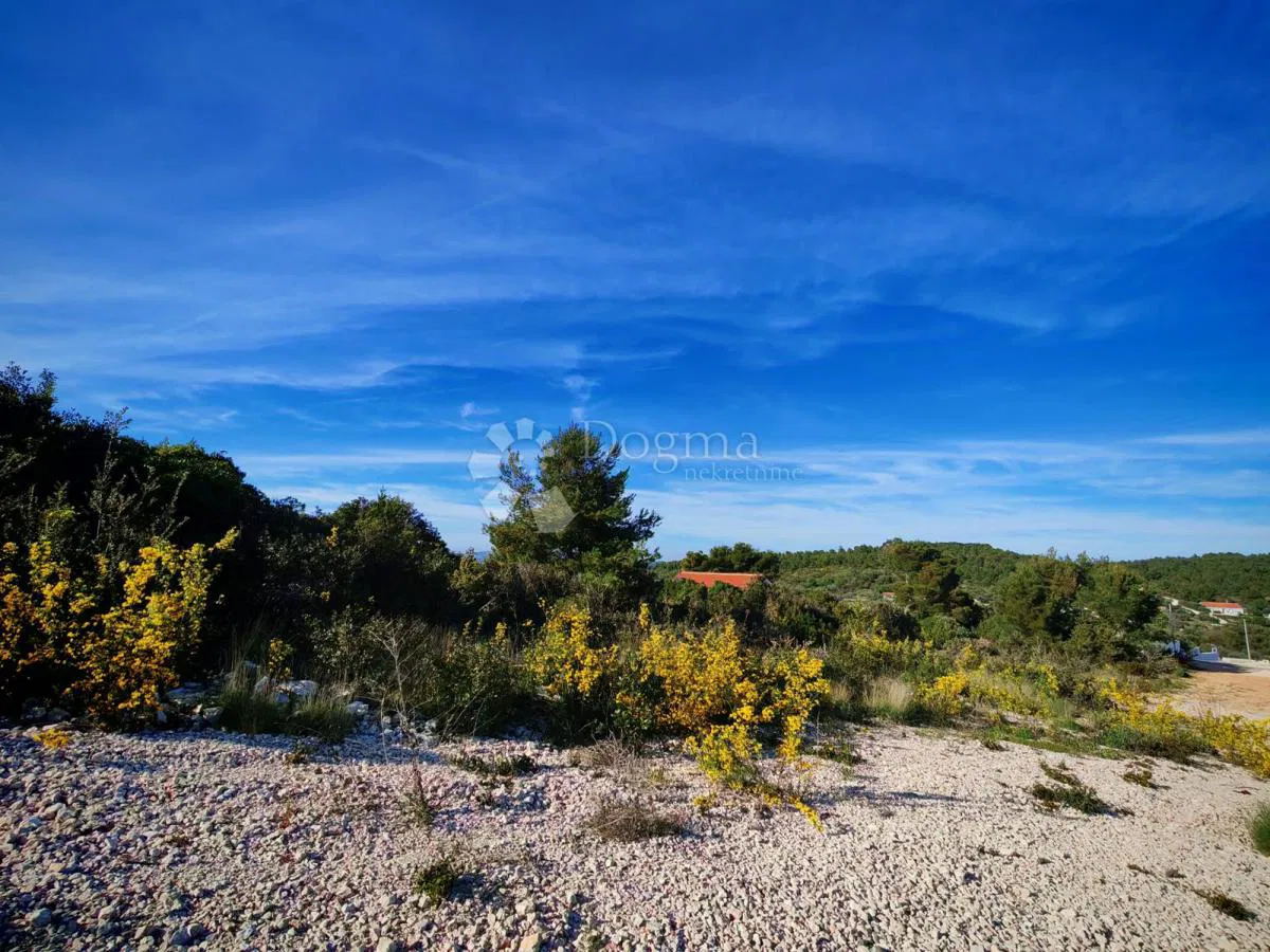 Zazidljivo zemljišče Tisno, 1.278m2