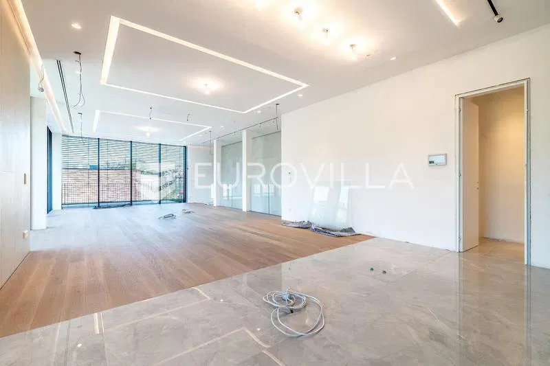 Kaptol center luxurious penthouse 304 m² – 2