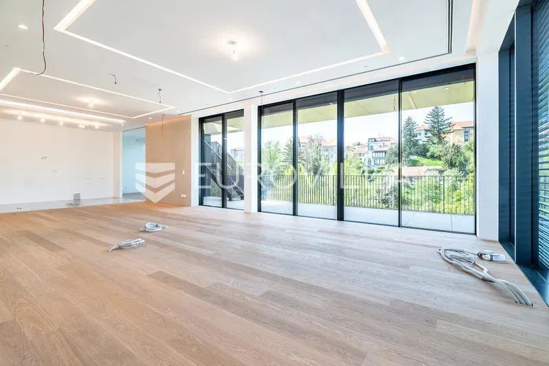 Kaptol center luxurious penthouse 304 m² – 3