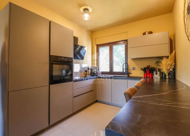 Modern apartment with pool and garage - Premantura – 2