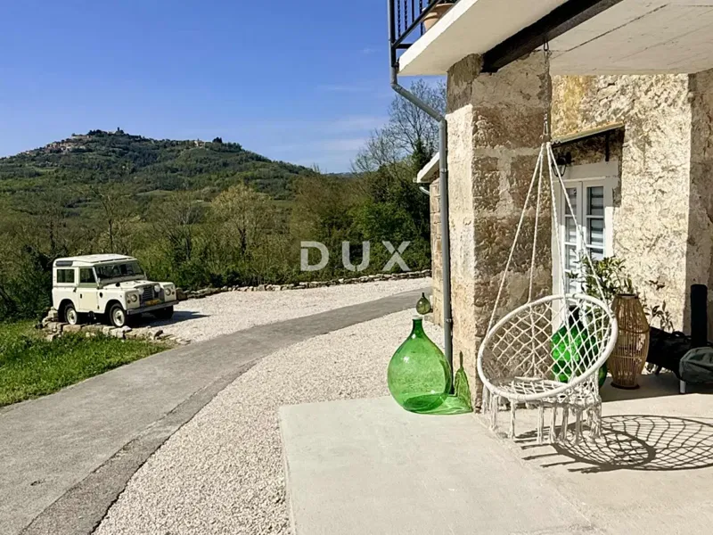 ISTRIA, MOTOVUN – Renoviertes Steinhaus mit spektakulärer Aussicht