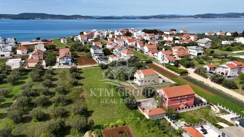 OPPORTUNITY! SUKOŠAN, BUILDING LAND, 250m from the SEA, EXCELLENT LOCATION – 3