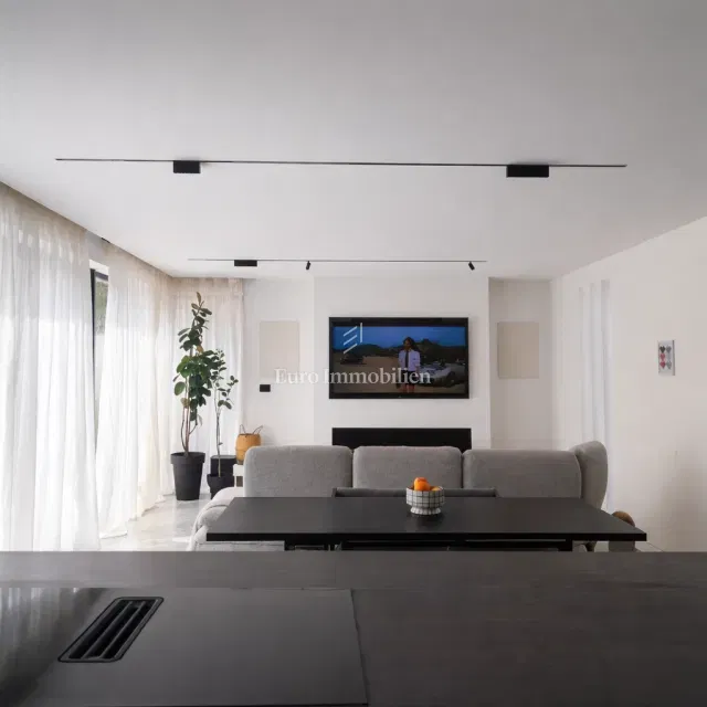 Istria, Labin - modern single-storey house with a garden – 2