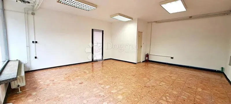Locale commerciale Centar, Jastrebarsko, 37,50m2 – 3