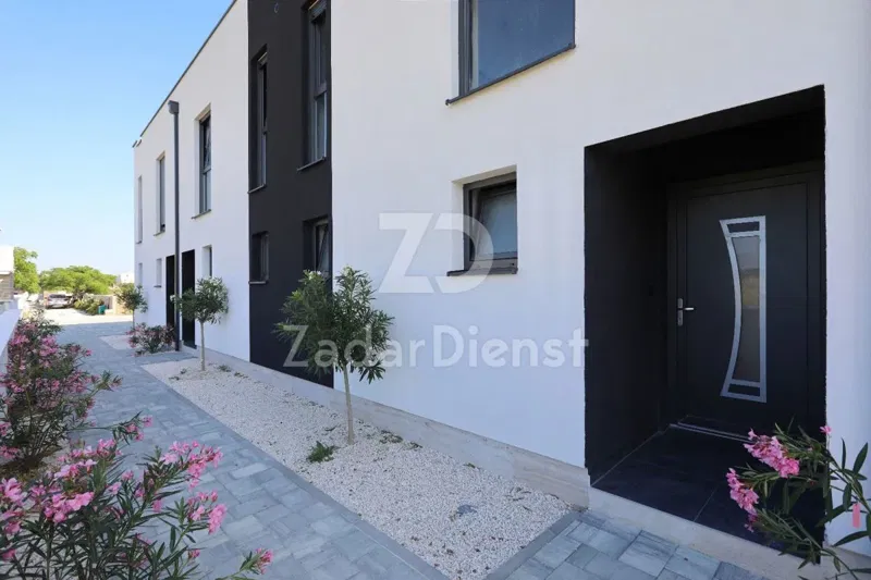 Edificio residenziale con 4 unità abitative - Privlaka – 2
