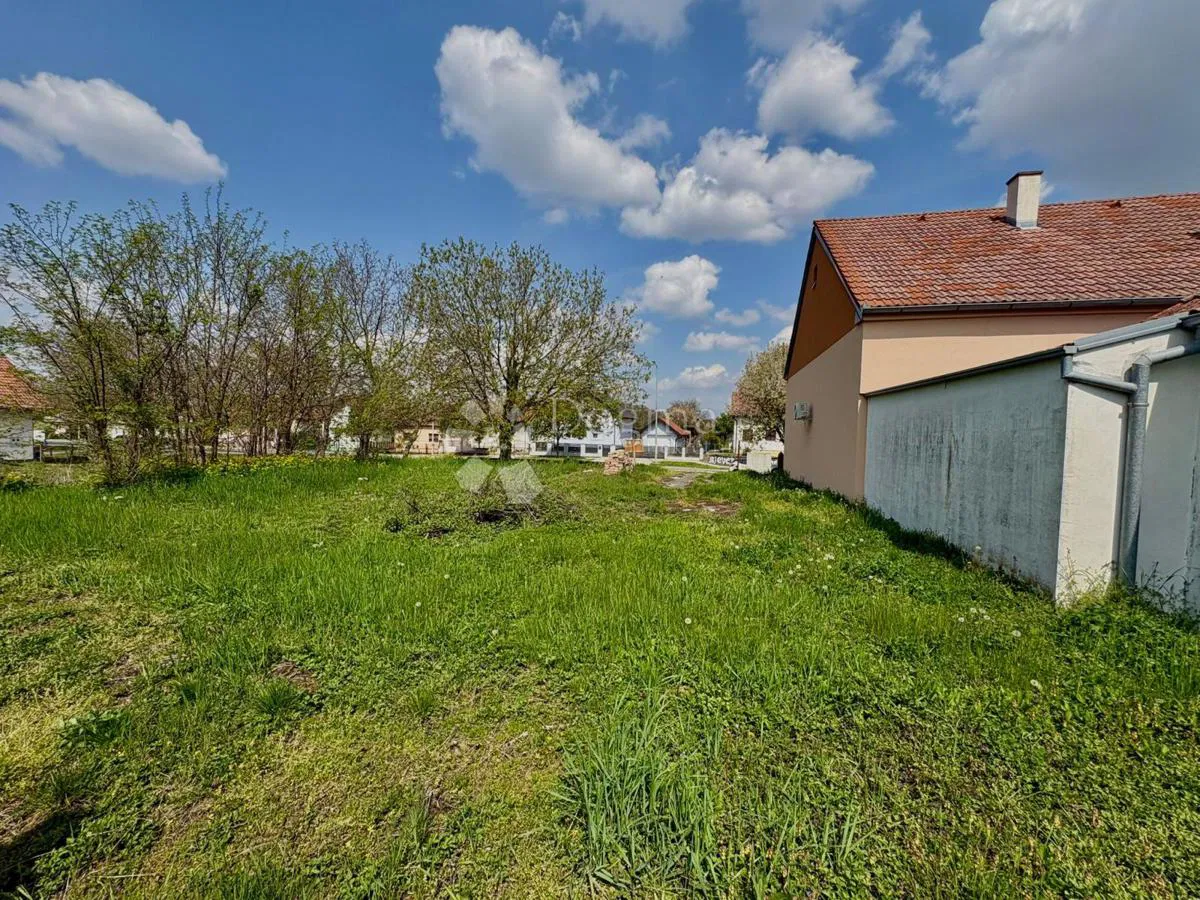 Építési telek Mitnica, Vukovar, 800m2