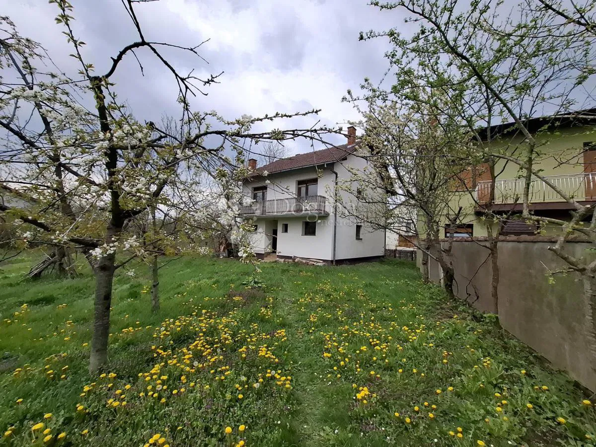 Ház Županja, 200m2