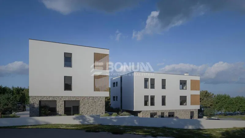 Brodarica – novogradnja v prvi vrsti ob morju – stanovanje S1 z vrtom – 3