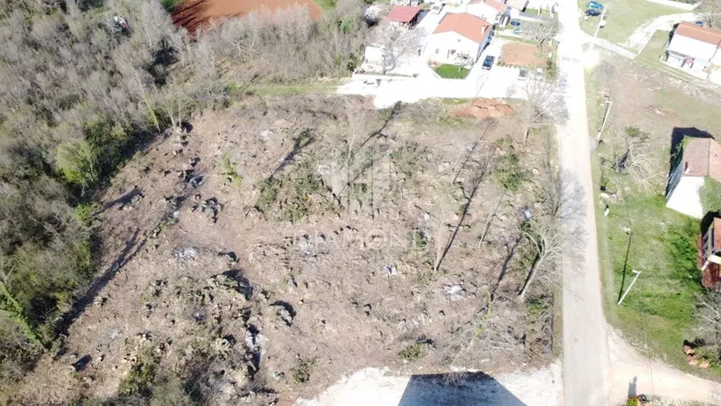 Poreč, surroundings, spacious land for building apartments – 2