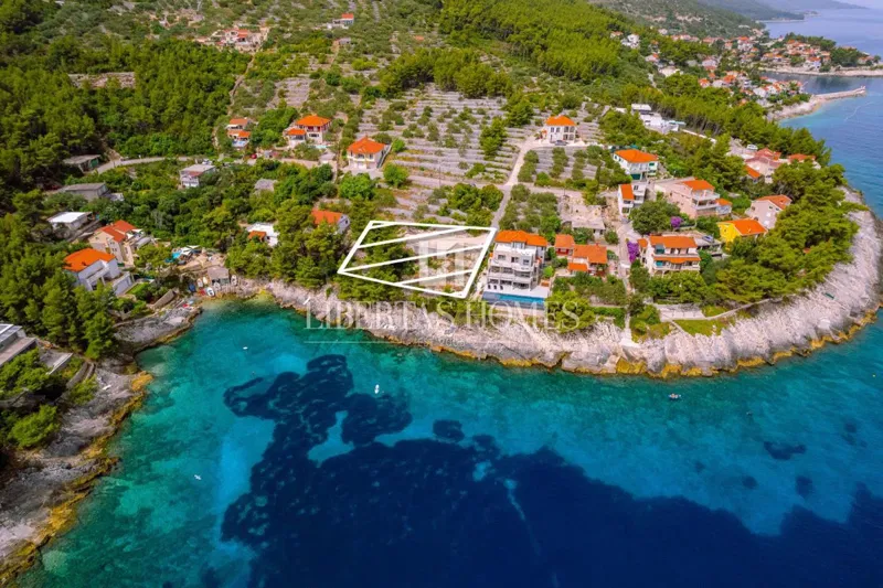 Prodaja građevinskog zemljišta uz more u Prigradici