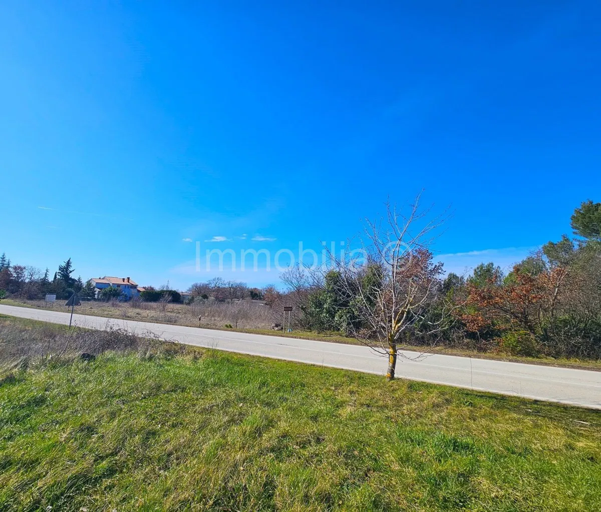 PRILIKA! SAMO 5 EUR/M2! ZEMLJIŠTE 5.759 m2 , BIJAŽIĆI (ŠTOKOVCI) !