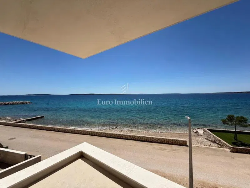 MANDRE first row to sea luxury apartments sea view S4 – 3
