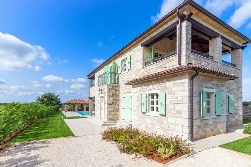 Stone villa with a pool in the traditional style, Istria, Poreč – 3