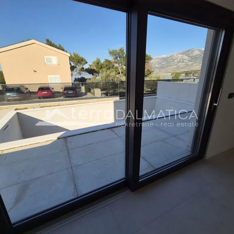 Duplex Rovanjska with pool and sea view – 2