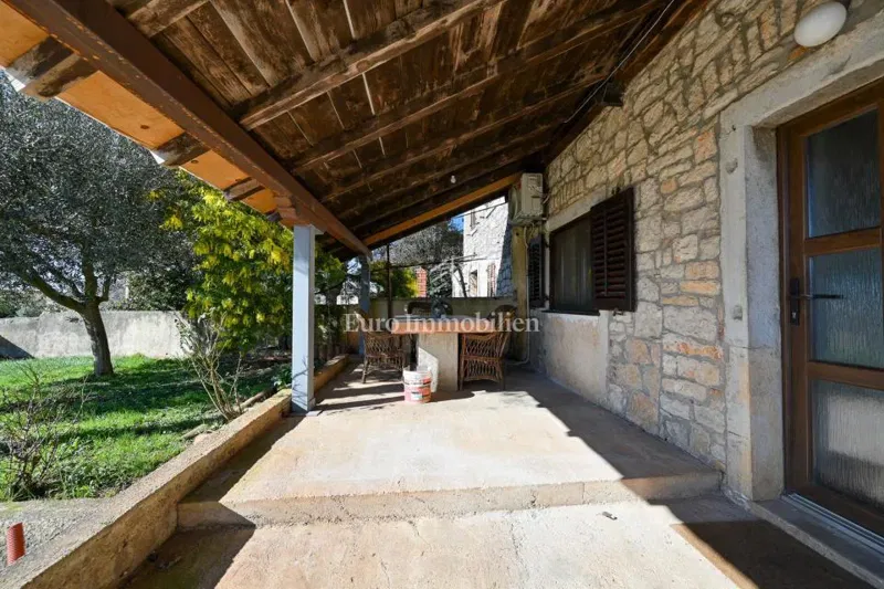 Dom Kaštelir – 3