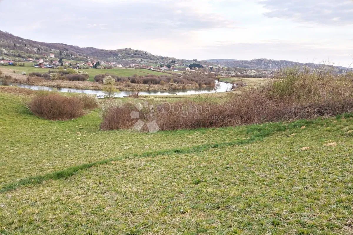 Dom Ladvenjak, Karlovac - Okolica, 35m2